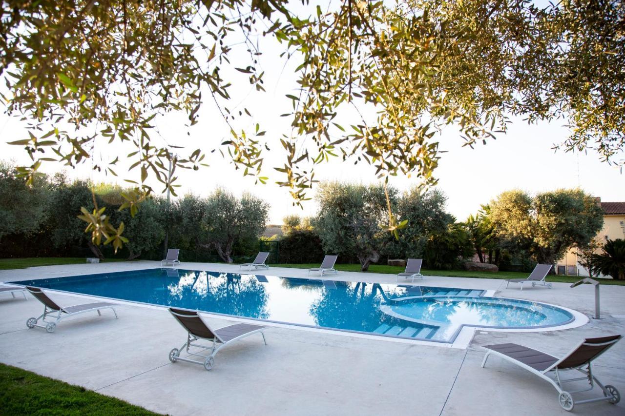 Agriturismo Tenuta Lagala Venosa Luaran gambar